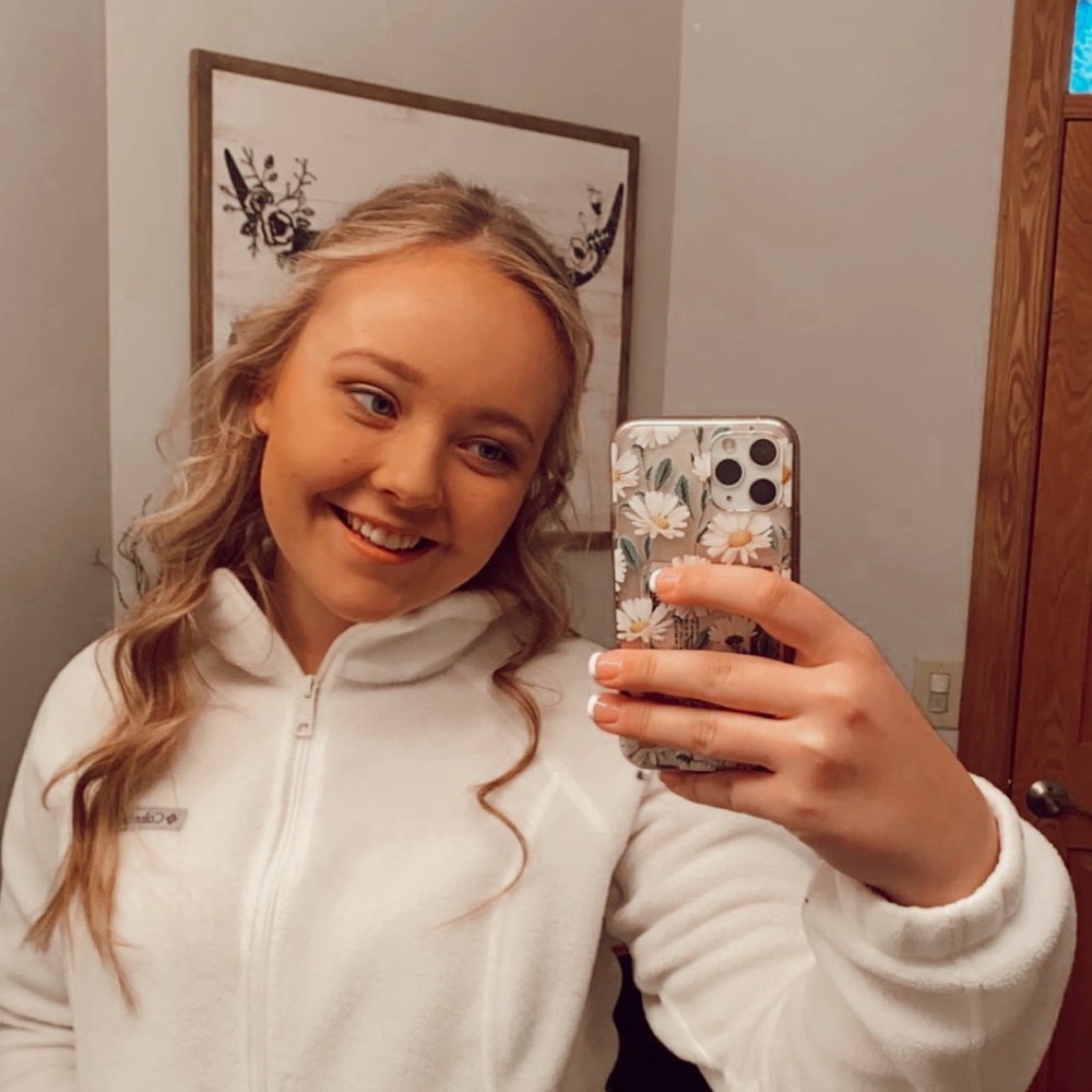 Meet your Posher, Josie